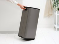 Brabantia cubo de basura Bo Touch Bin 30 litros platinum diseño-3