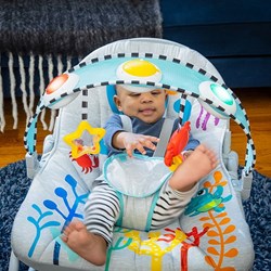 Baby Einstein hamaca para bebé con luces y sonido - columpio multicolor