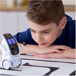 Robot Maze Breaker II - Robot interactivo con cara LED y función de grabación