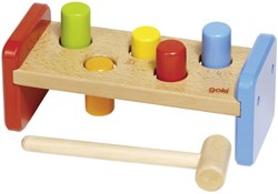 Goki banco de martillos de madera - juguete de madera colorido para bebés