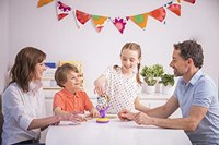 Asmodee Dobble Classic juego de cartas para niños y familias-2