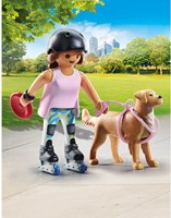 Playmobil figura de juego My Life patinadora con perro retriever 71739-3