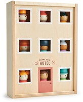 Tender Leaf juguete de madera Happy Folk Hotel - juego abierto sostenible