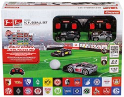 Carrera RC Set Fútbol Bundesliga - Coches RC con Campo y Balón - 2,4GHz
