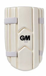 Gunn and Moore GM 909 Protector de Muslo