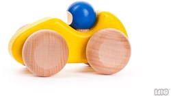 Bajo coche de carreras de madera amarillo - juguete sostenible para niños