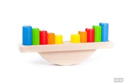 Bajo juego de equilibrio de madera balanza con bloques - juguete educativo