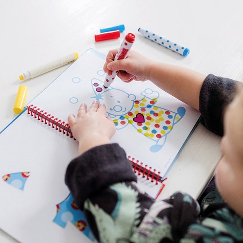 Bambolino Toys libro de sellos Bumba - juguete creativo para niños