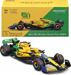 F1 McLaren MCL38 2024 coche de juguete con casco Norris Senna livery modelo