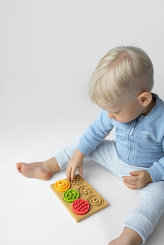Mom's Care SENSORY TOYS Sensory Puzzles Wheels 4