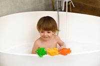 Mom's Care juguetes de baño peces set - 3 piezas coloridas sin BPA-3