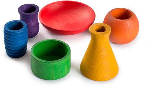 Grapat botes de madera para juego imaginativo