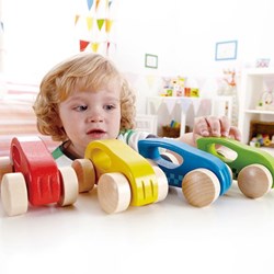 Hape coche de juguete de madera - cochecito colorido para niños