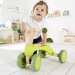 Hape bicicleta de equilibrio de madera verde - para niños pequeños