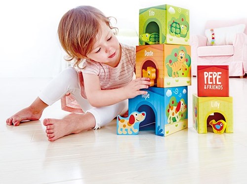 Hape torre apilable cartón Pepe & friends juguete educativo
