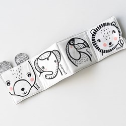 WG Soft Book Friendly Faces – Wild