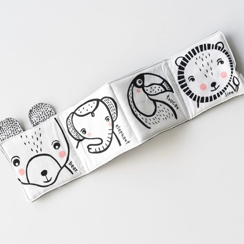 WG Soft Book Friendly Faces – Wild