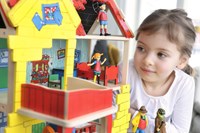 Kinderboeken Pippi Calzaslargas set de muebles de madera dormitorio casa de muñecas Villa Villekulla-2